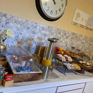 Paradise Bed and breakfast
